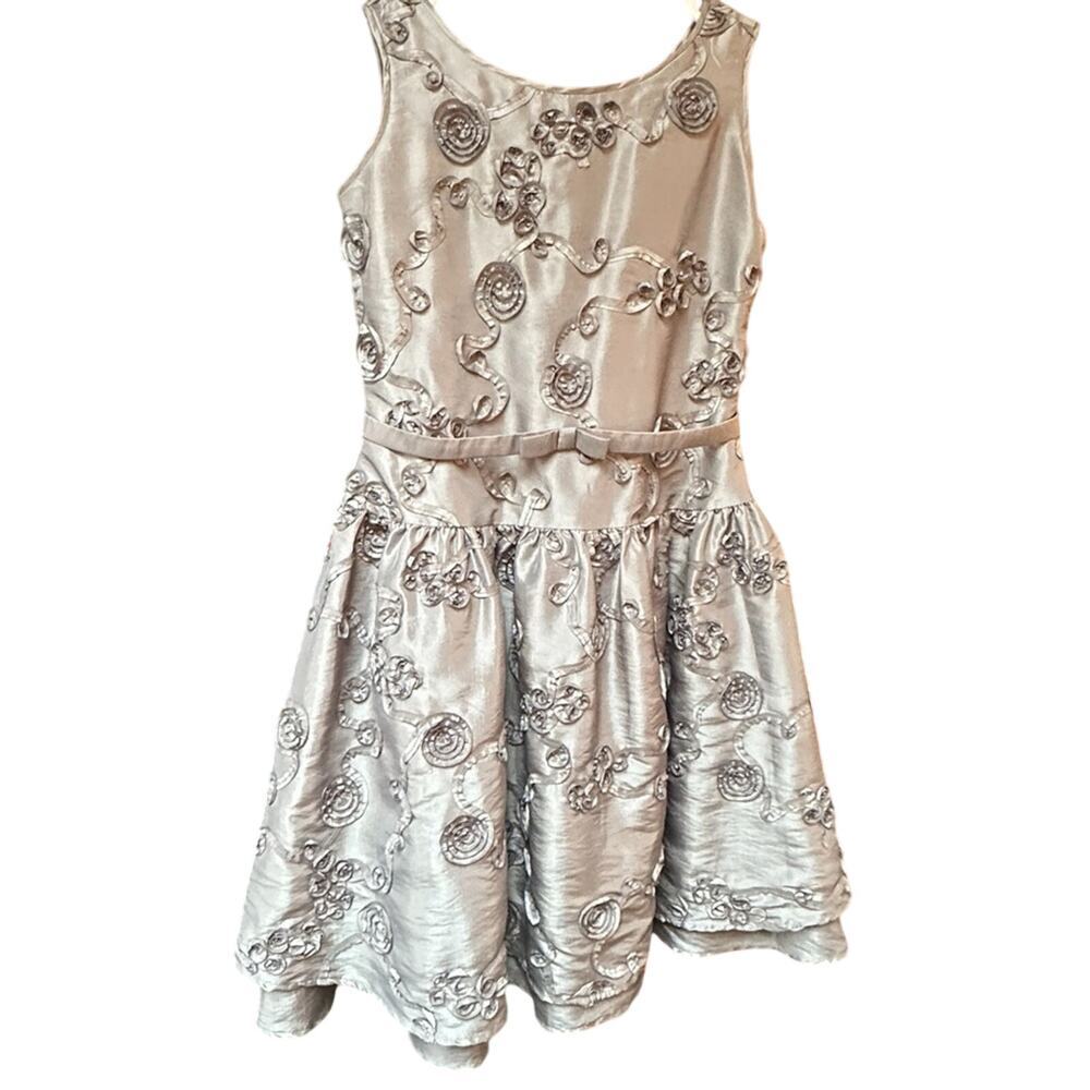 American Girl Gray Floral Swirl Dress Holidays or wedding or photo Size 7